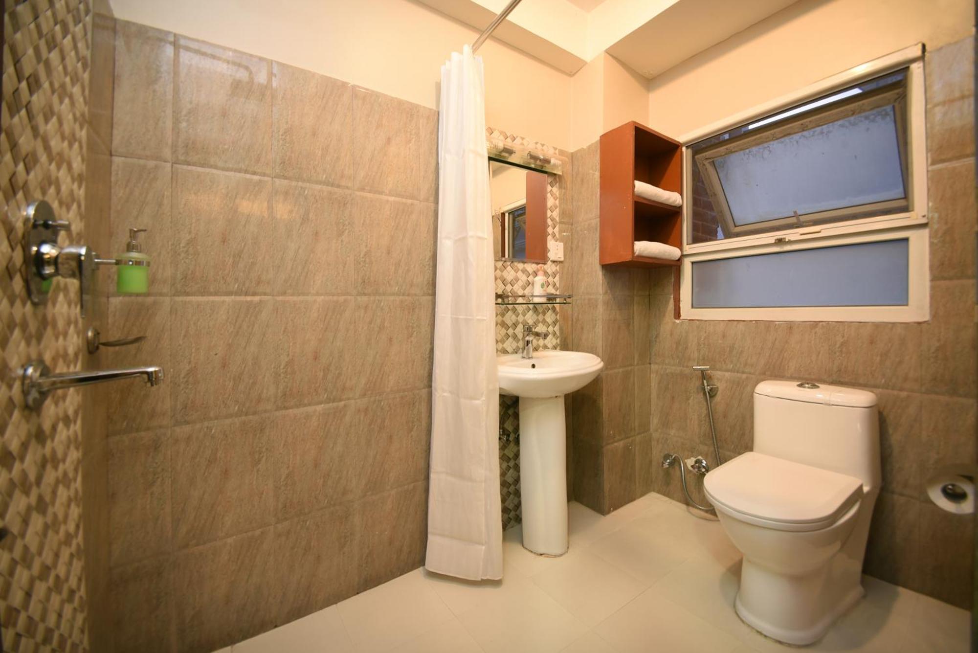 Mums Homestay & Studio Apartments Kathmandu Ngoại thất bức ảnh