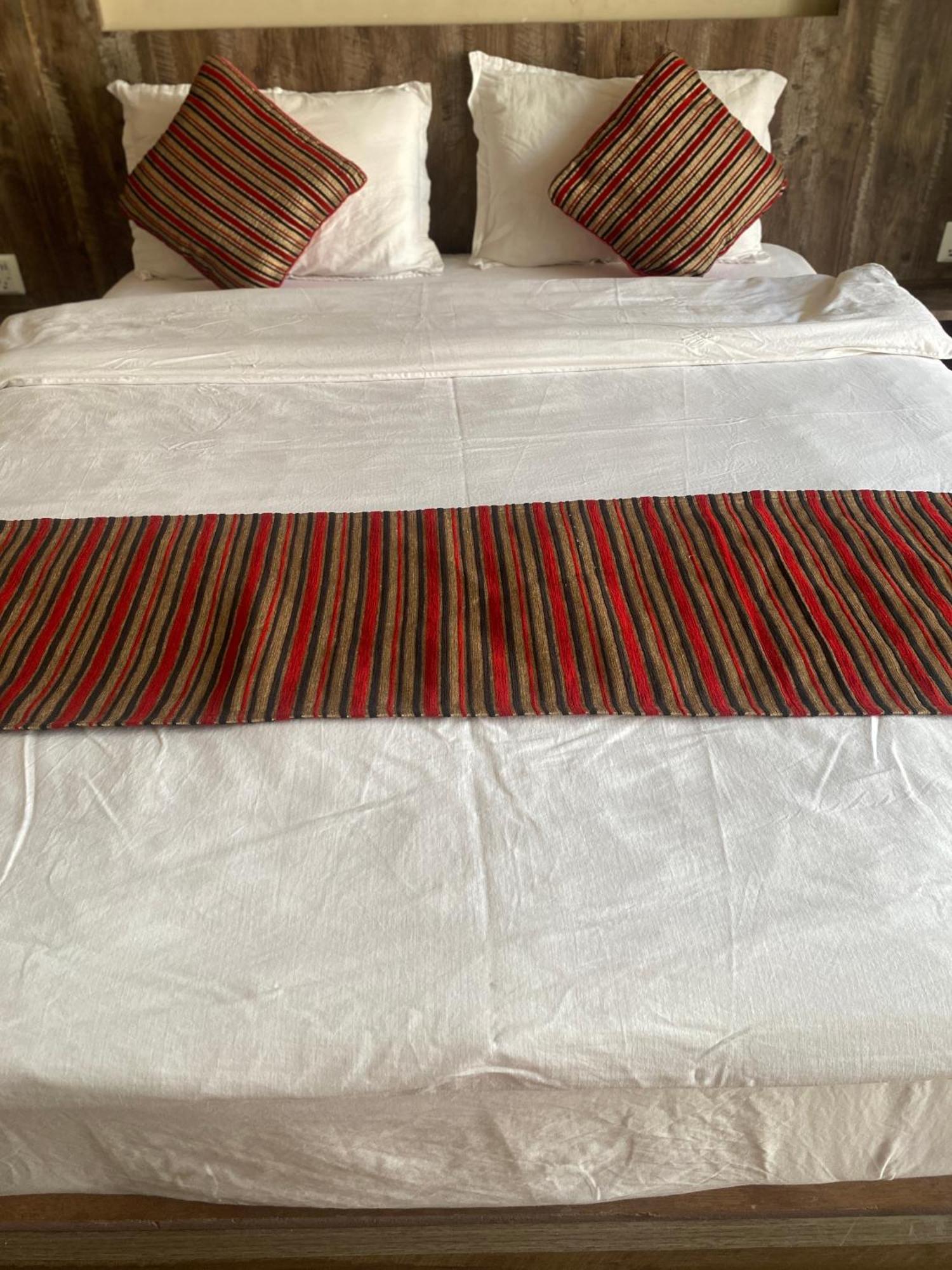 Mums Homestay & Studio Apartments Kathmandu Ngoại thất bức ảnh
