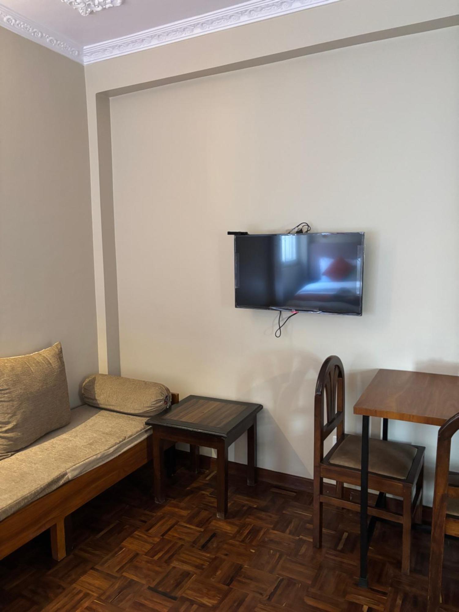 Mums Homestay & Studio Apartments Kathmandu Ngoại thất bức ảnh